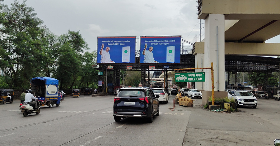 Identifying High Traffic Billboard Locations