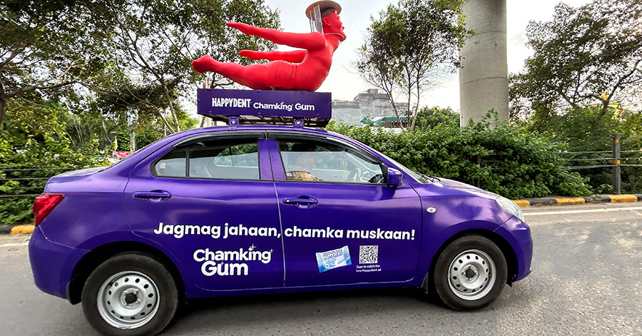 Innovative Cab Advertising by CASHurDRIVE Innovative Cab Advertising by CASHurDRIVE