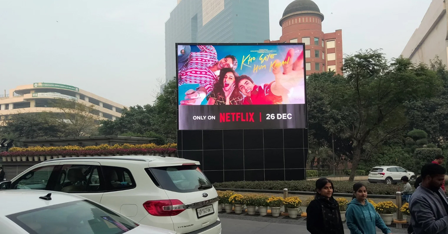 Strategic overview of selecting the best mall advertising in Delhi NCR locations