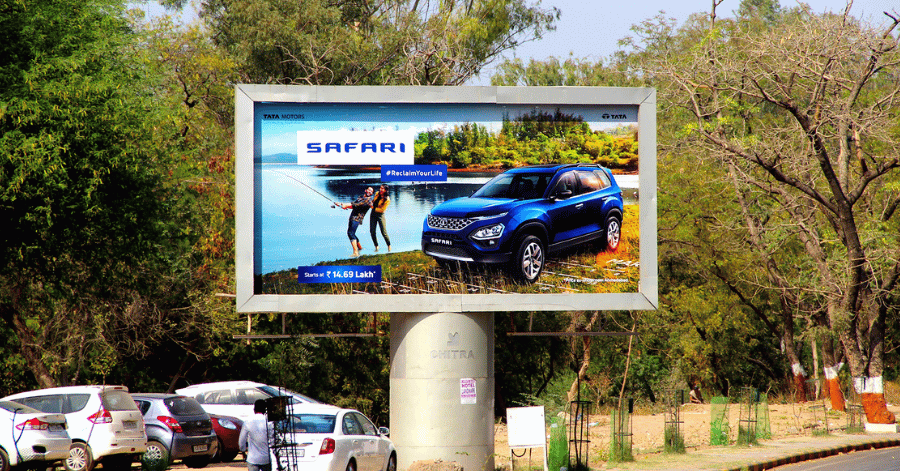 Premium 360 Degree Advertising Campaign Presence